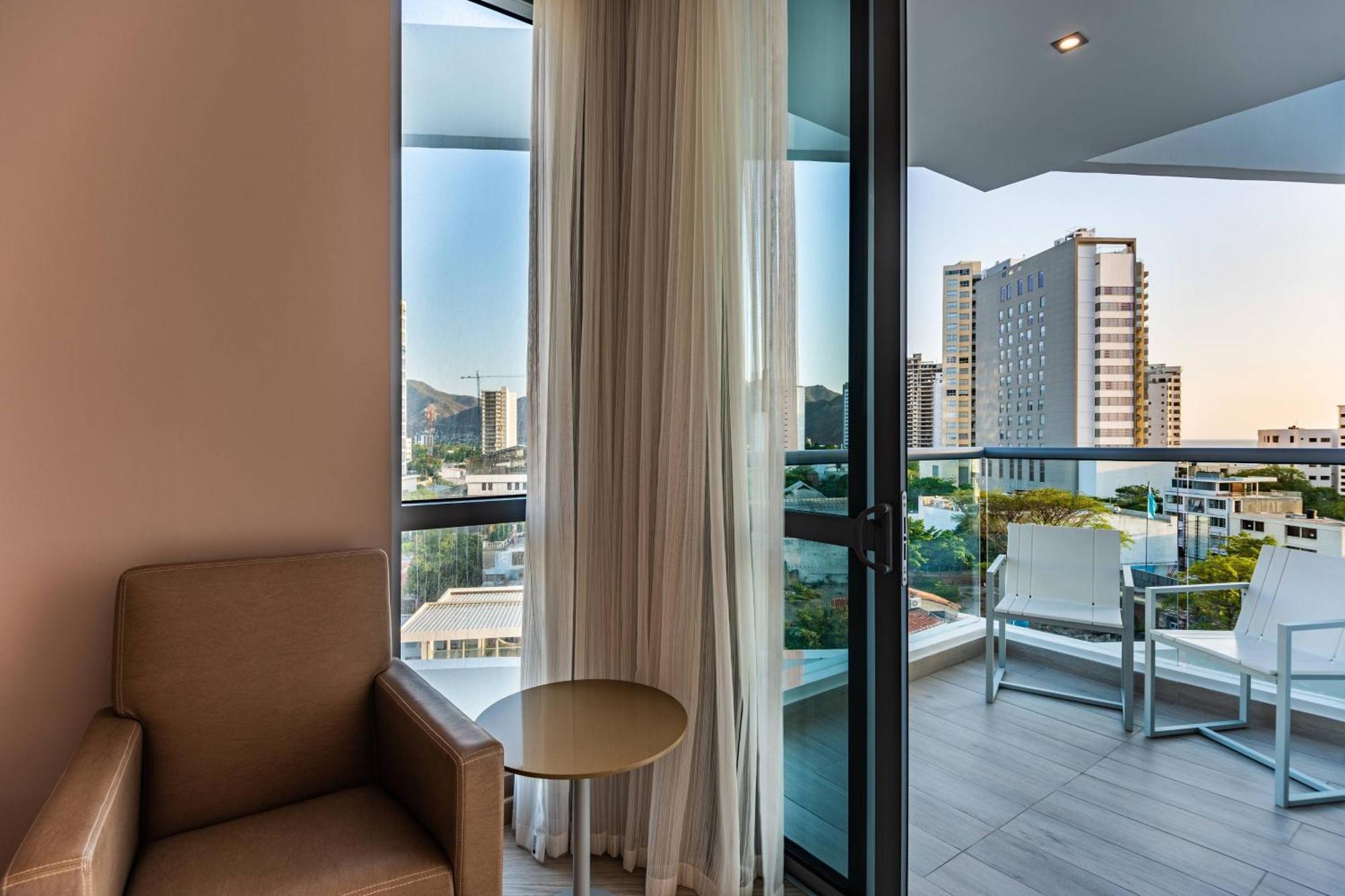 Ac Hotel By Marriott Santa Marta Luaran gambar