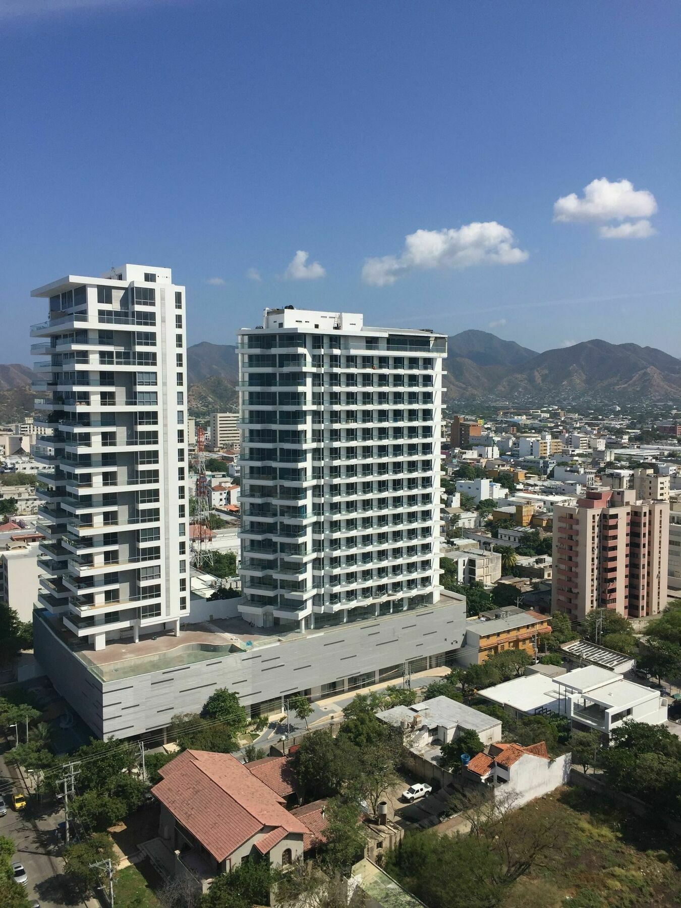 Ac Hotel By Marriott Santa Marta Luaran gambar